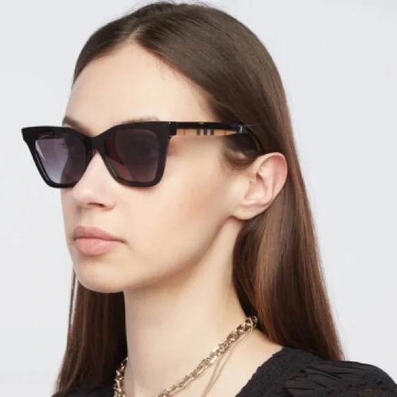 BURBERRY BE4346 39428G Black Grey Gradient Women\'s 53 mm Sunglasses Burberry Women main image 4